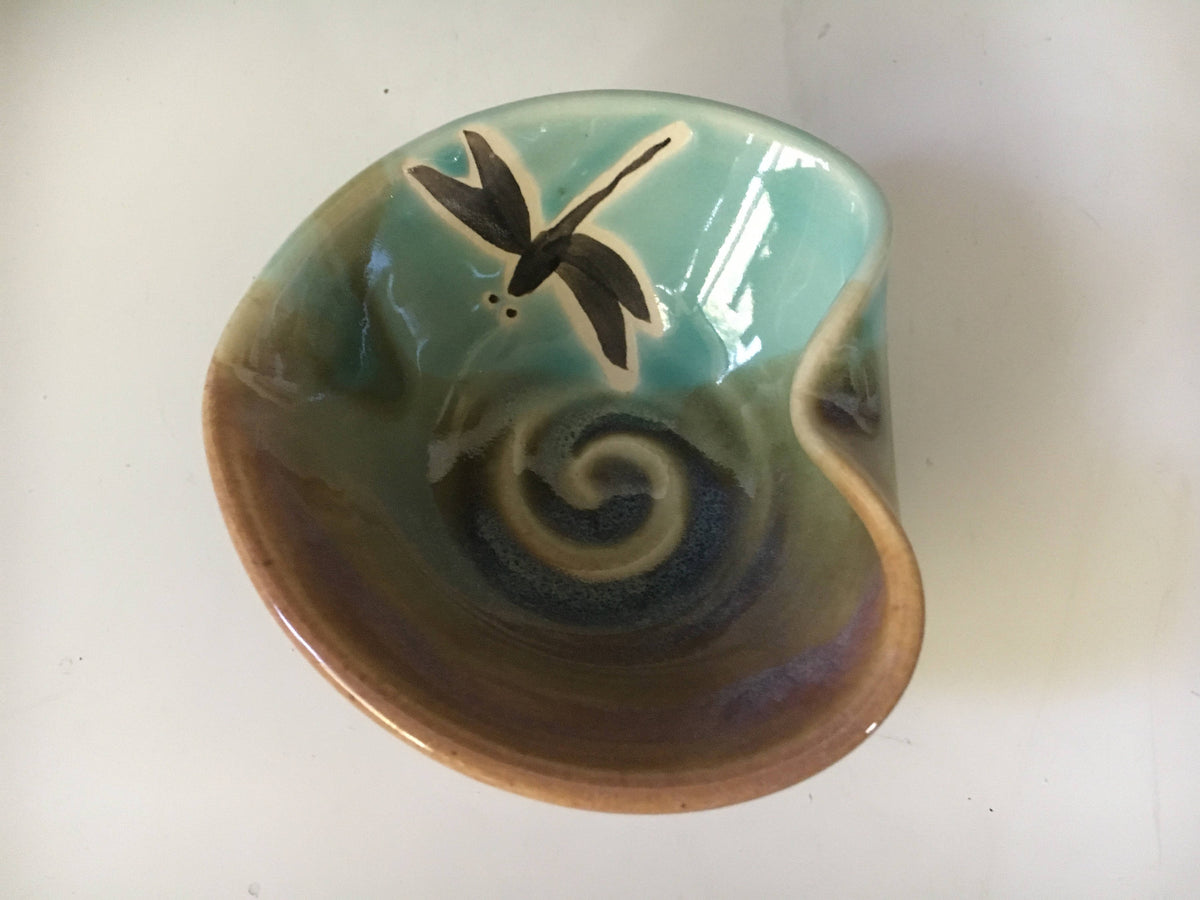 Dragonfly pottery Heart Bowl. Turquoise ceramic dish. Ceramic jewelry dish. 5 inch heart dish.