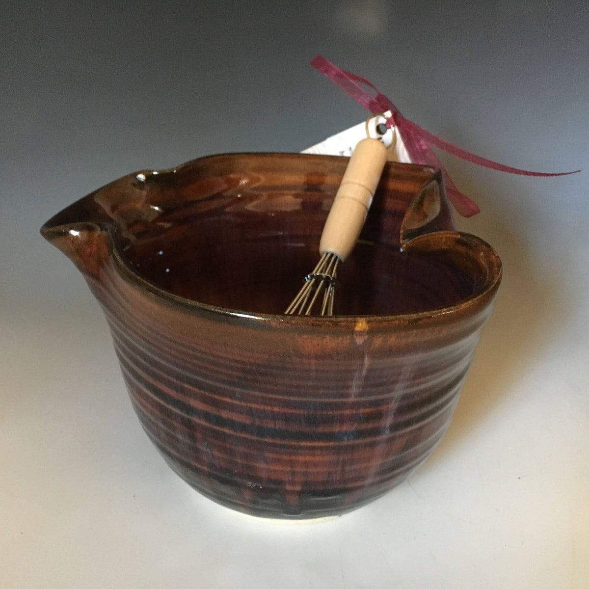 Pottery batter bowl. Southwest Mixing Bowl, Ergonomic Bowl, Ceramic Bowl with Whisk. Fast shipping. Omelette bowl. Wedding gift.