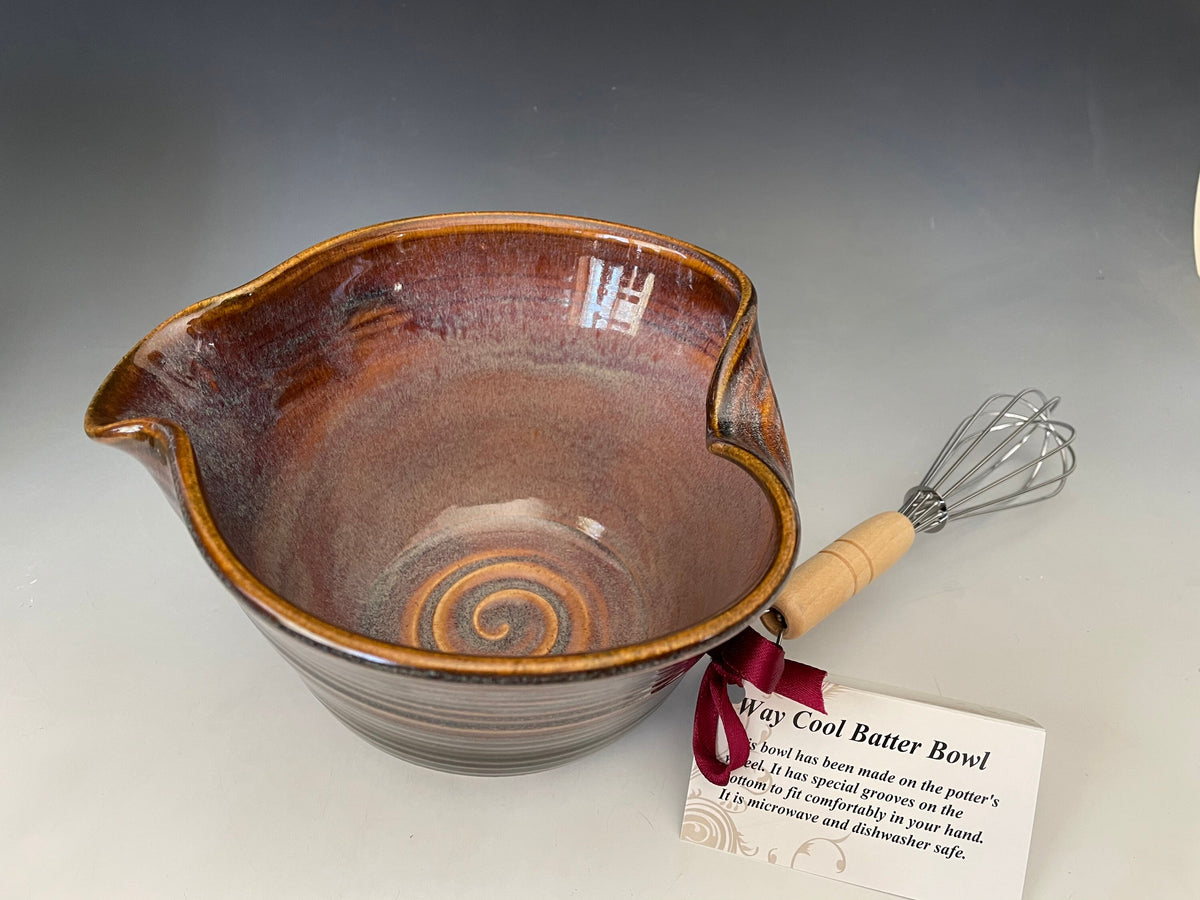Handmade Pottery ergonomic mixing bowl. Southwest pancake or egg bowl. Gift for Chef. Pottery bowl with whisk. Gift Set