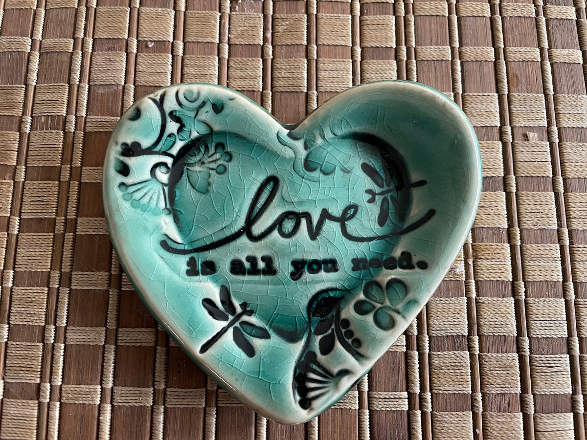Fast shipping, Dish for rings. Trinket dish. Heart shaped tray for desk. Inspirational dish with; All you need is love saying.